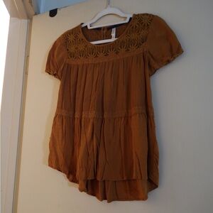 Xhilaration Mustard Lace Top
